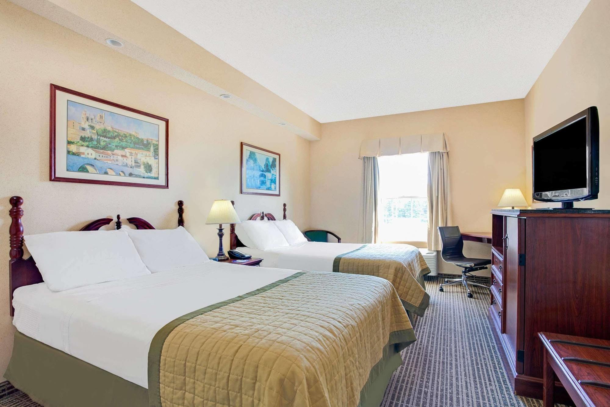 Baymont By Wyndham Pearl Hotel Kültér fotó